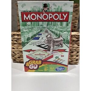 NEW HASBRO Parker Bros. MONOPOLY Grab & Go GamePortable Travel Size 2-4 Players‎